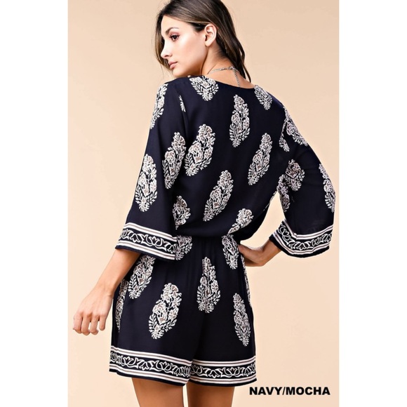 Border printer romper - Picture 2 of 3